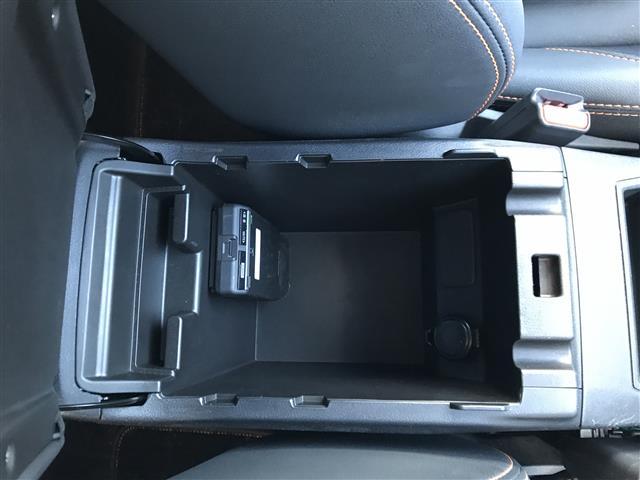 ＸＶ ２．０ｉ－Ｓ　アイサイト　追従式クルーズコントロール　ナビＴＶ　Ｂカメラ　電動パワーシート　ＤＶＤ再生　横滑り防止機能　ＬＥＤヘッドランプ　デュアルエアバッグ　４ＷＤ　キーレスエントリー　パワーステアリング　ＥＴＣ２．０（29枚目）