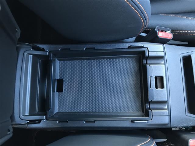 ＸＶ ２．０ｉ－Ｓ　アイサイト　追従式クルーズコントロール　ナビＴＶ　Ｂカメラ　電動パワーシート　ＤＶＤ再生　横滑り防止機能　ＬＥＤヘッドランプ　デュアルエアバッグ　４ＷＤ　キーレスエントリー　パワーステアリング　ＥＴＣ２．０（33枚目）