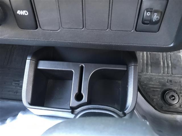 ハイゼットトラック スタンダード　パートタイム４ＷＤ　オートエアコン　ワンオーナー車　エアバック　パワステ　ＡＢＳ（8枚目）