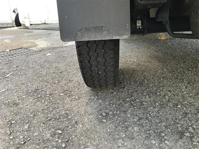 ハイゼットトラック スタンダード　パートタイム４ＷＤ　オートエアコン　ワンオーナー車　エアバック　パワステ　ＡＢＳ（25枚目）