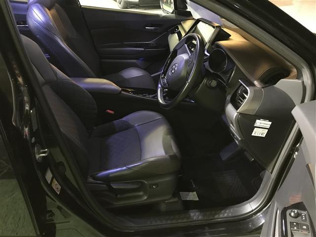 Ｃ－ＨＲ Ｇ　レーンキープＡ　クリソナー　ＴＳＳ　ＳＤナビゲーション　ＢＬＵＥＴＯＯＴＨ　シートヒータ　アイドルストップ　ＤＶＤ再生可　ＡＨＢ　ＡＵＴＯライト　ＬＥＤヘッド　バックモニタ　ナビ＆ＴＶ　ＥＴＣ付（11枚目）