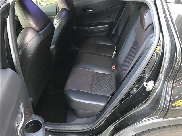 Ｃ－ＨＲ Ｇ　レーンキープＡ　クリソナー　ＴＳＳ　ＳＤナビゲーション　ＢＬＵＥＴＯＯＴＨ　シートヒータ　アイドルストップ　ＤＶＤ再生可　ＡＨＢ　ＡＵＴＯライト　ＬＥＤヘッド　バックモニタ　ナビ＆ＴＶ　ＥＴＣ付（12枚目）