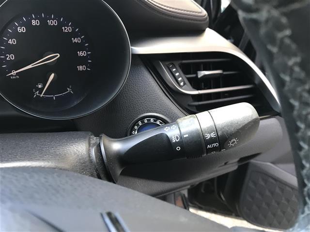 Ｃ－ＨＲ Ｇ　レーンキープＡ　クリソナー　ＴＳＳ　ＳＤナビゲーション　ＢＬＵＥＴＯＯＴＨ　シートヒータ　アイドルストップ　ＤＶＤ再生可　ＡＨＢ　ＡＵＴＯライト　ＬＥＤヘッド　バックモニタ　ナビ＆ＴＶ　ＥＴＣ付（27枚目）