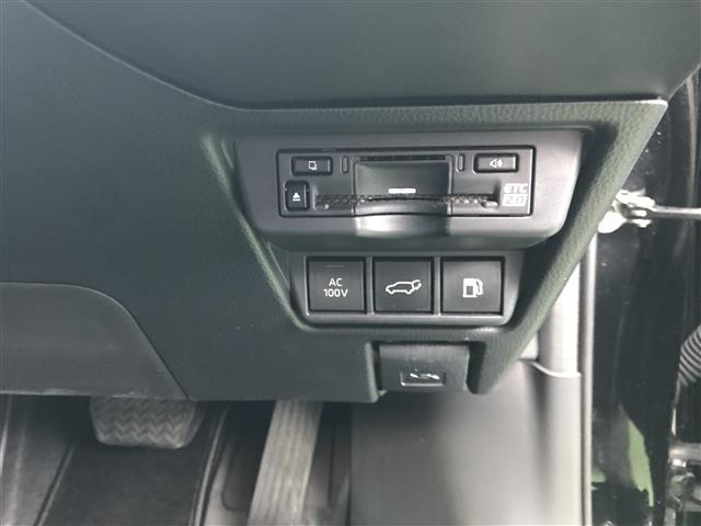 プリウス Z Bluetoothオーディオ プリクラッシュ パワーゲート 追従型クルコン 1オーナ オートライト レーンアシスト ETC2.0 メモリナビ オートマチックハイビーム LEDランプ ナビ・TV AC(8枚目)