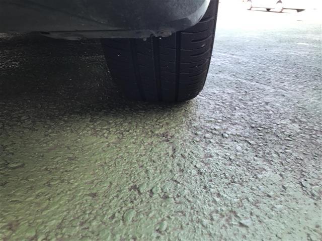 プリウス Z Bluetoothオーディオ プリクラッシュ パワーゲート 追従型クルコン 1オーナ オートライト レーンアシスト ETC2.0 メモリナビ オートマチックハイビーム LEDランプ ナビ・TV AC(39枚目)