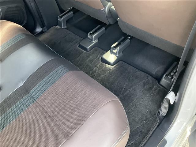 デイズ ハイウェイスター　Ｇターボプロパイロットエディション　イモビ　前後センサー　Ｂｌｕｅｔｏｏｔｈオーディオ　地デジ　ＡＨＢ　エアバック　Ａライト　ＵＳＢ接続　ＤＶＤ　ＥＴＣ車載器　ＬＥＤヘッドライト　インテリジェントキー　レーンアシスト　キーレス　ターボ車（18枚目）