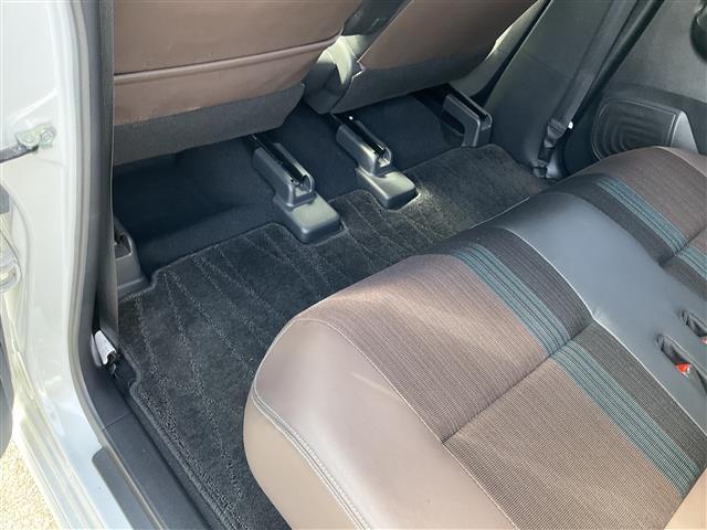 デイズ ハイウェイスター　Ｇターボプロパイロットエディション　イモビ　前後センサー　Ｂｌｕｅｔｏｏｔｈオーディオ　地デジ　ＡＨＢ　エアバック　Ａライト　ＵＳＢ接続　ＤＶＤ　ＥＴＣ車載器　ＬＥＤヘッドライト　インテリジェントキー　レーンアシスト　キーレス　ターボ車（23枚目）