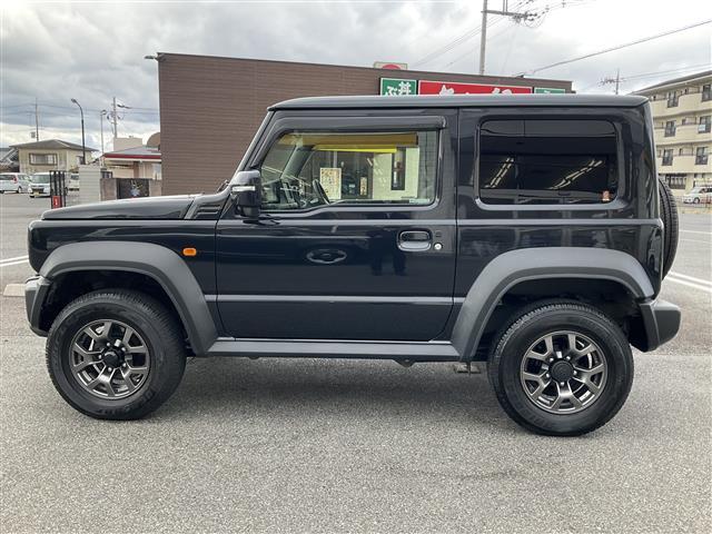 ジムニーシエラ ＪＣ　アイドリングＳ　スマートエントリー　車線逸脱警報装置　横滑り防止機能　ダブルエアバッグ　キーレスエントリー　パワーステアリング　オートクルーズコントロール　ＬＥＤへッドライト　ＰＷ　ＡＡＣ　ＡＢＳ（4枚目）