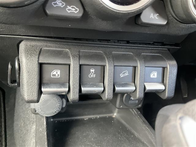 ジムニーシエラ ＪＣ　アイドリングＳ　スマートエントリー　車線逸脱警報装置　横滑り防止機能　ダブルエアバッグ　キーレスエントリー　パワーステアリング　オートクルーズコントロール　ＬＥＤへッドライト　ＰＷ　ＡＡＣ　ＡＢＳ（13枚目）