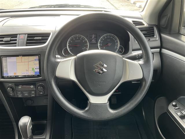 スイフト XG ナビテレビ 地デジフルセグ WエアB リアカメラ フルオートエアコン 運転席エアバッグ 横滑防止 スマートエントリー パワーウィンドウ メモリーナビ パワステ ABS DVD再生 キ-フリ- Dレコ(10枚目)