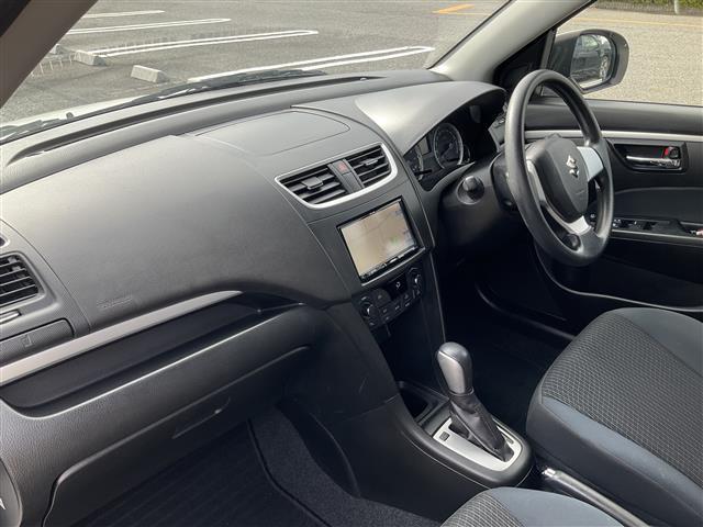 スイフト XG ナビテレビ 地デジフルセグ WエアB リアカメラ フルオートエアコン 運転席エアバッグ 横滑防止 スマートエントリー パワーウィンドウ メモリーナビ パワステ ABS DVD再生 キ-フリ- Dレコ(25枚目)