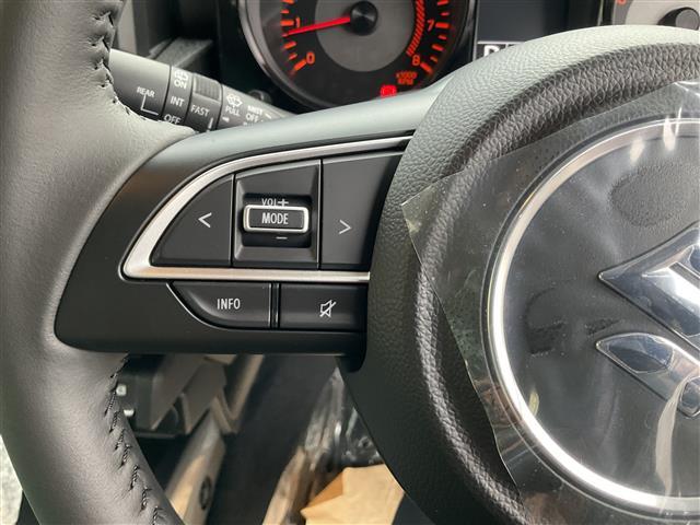 ジムニーノマド FC ワンオーナー 禁煙車 スズキセーフティサポート クルーズコントロール 純正LEDヘッドライト 前席シートヒーター バックカメラ付き 純正15インチアルミホイール プッシュスタート(22枚目)