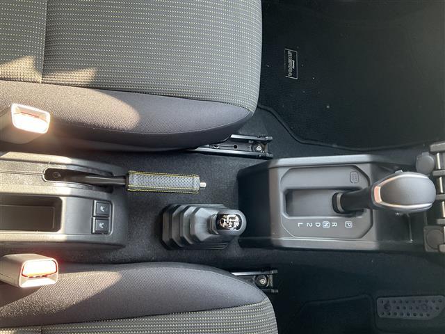 ジムニーシエラ JC ワンオーナー禁煙車4WD 純正LEDヘッドライト フォグランプ RAYS16インチアルミホイール 純正8インチナビバックカメラ ETC 前後ドライブレコーダー 前席シートヒーター クルーズコントロール(15枚目)