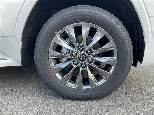 ランドクルーザー ＺＸ　パワーゲート　衝突軽減装置　センターデフロック　ナビＴＶ　１オナ　ＬＥＤ　オートマチックハイビーム　エアシート　オートライト　スマートキー　本革　３列シート　パノラマサンルーフ　オートエアコン　４ＷＤ（9枚目）