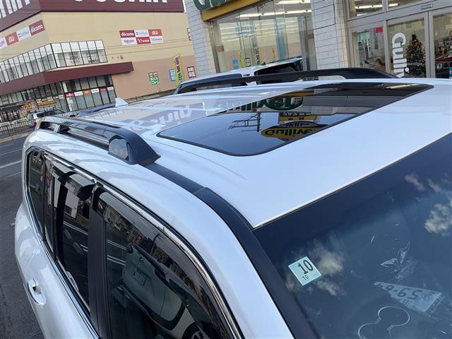 ランドクルーザー ＺＸ　パワーゲート　衝突軽減装置　センターデフロック　ナビＴＶ　１オナ　ＬＥＤ　オートマチックハイビーム　エアシート　オートライト　スマートキー　本革　３列シート　パノラマサンルーフ　オートエアコン　４ＷＤ（13枚目）