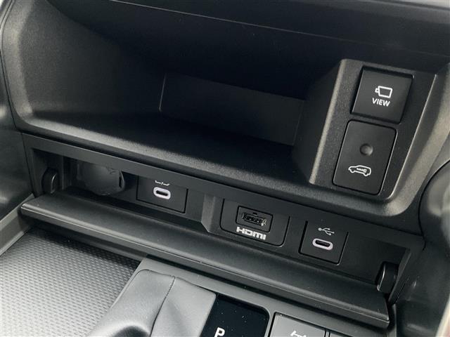 ランドクルーザー ＺＸ　パワーゲート　衝突軽減装置　センターデフロック　ナビＴＶ　１オナ　ＬＥＤ　オートマチックハイビーム　エアシート　オートライト　スマートキー　本革　３列シート　パノラマサンルーフ　オートエアコン　４ＷＤ（20枚目）