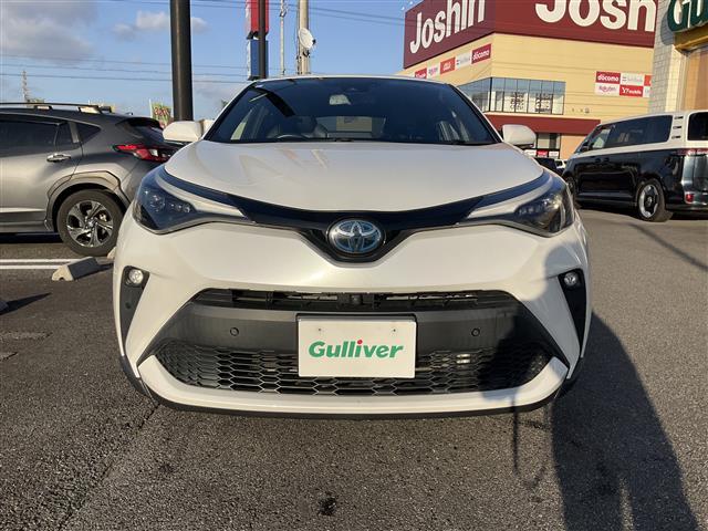 Ｃ－ＨＲ Ｇ　モード　ネロ　セーフティプラスＩＩ　Ｂｌｕｅｔｏｏｔｈ対応　全周囲モニタ　ＬＫＡ　プリクラッシュ　オートエアコン　バックモニター　横滑防止装置　オートマチックハイビーム　ＬＥＤライト　パワステ　スマートキー　アイドリングストップ　ＡＢＳ（3枚目）