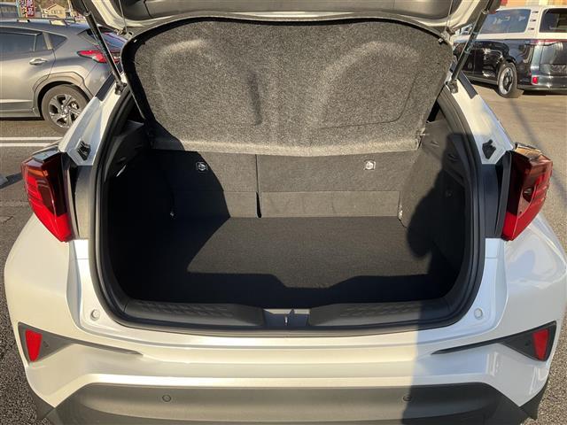 Ｃ－ＨＲ Ｇ　モード　ネロ　セーフティプラスＩＩ　Ｂｌｕｅｔｏｏｔｈ対応　全周囲モニタ　ＬＫＡ　プリクラッシュ　オートエアコン　バックモニター　横滑防止装置　オートマチックハイビーム　ＬＥＤライト　パワステ　スマートキー　アイドリングストップ　ＡＢＳ（32枚目）