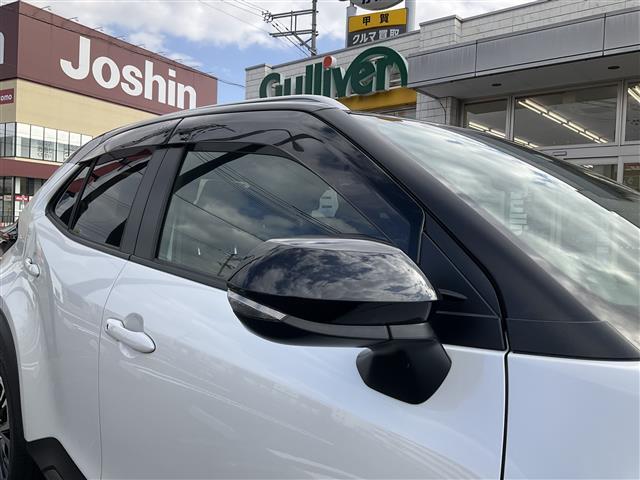 ヤリスクロス ハイブリッドZ アドベンチャー ワンオーナー 禁煙車 純正8インチディスプレイオーディオBluetooth、フルセグテレビ バックカメラ ハーフレザーシートシートヒーター 運転席パワーシート パワーバックドア 純正LEDヘッドライト(9枚目)
