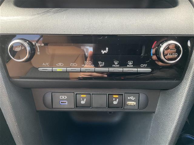 ヤリスクロス ハイブリッドZ アドベンチャー ワンオーナー 禁煙車 純正8インチディスプレイオーディオBluetooth、フルセグテレビ バックカメラ ハーフレザーシートシートヒーター 運転席パワーシート パワーバックドア 純正LEDヘッドライト(16枚目)