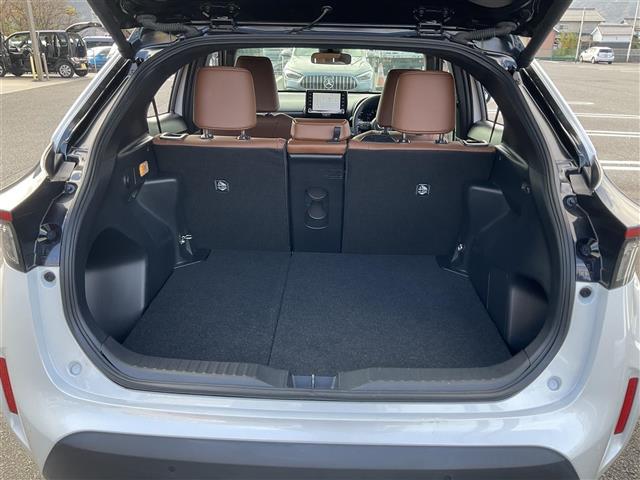 ヤリスクロス ハイブリッドZ アドベンチャー ワンオーナー 禁煙車 純正8インチディスプレイオーディオBluetooth、フルセグテレビ バックカメラ ハーフレザーシートシートヒーター 運転席パワーシート パワーバックドア 純正LEDヘッドライト(29枚目)