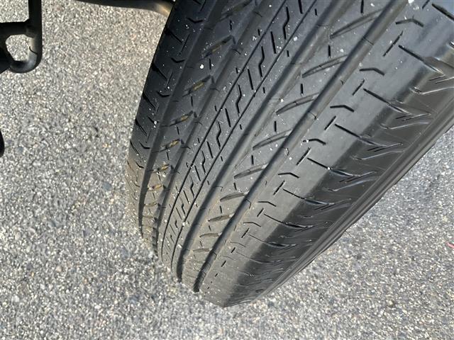 ジムニー ＸＣ　アダクティブクルーズコントロール　デュアルセンサーブレーキＳ　ワンオ－ナ－　Ｗエアバッグ　ドラレコ付き　ＡＵＴＯエアコン　Ｂｌｕｅｔｏｏｔｈ音楽　パワーウィンドゥ　ＥＴＣ付　横滑防止　運転席エアバッグ（13枚目）