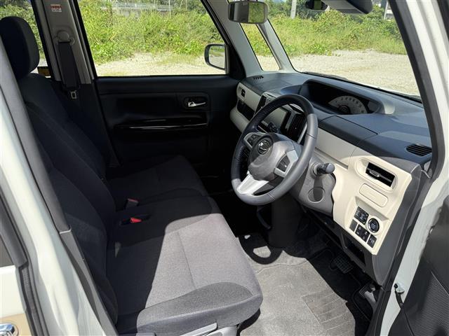 ムーヴキャンバス Xブラックインテリアリミテッド SAIII 寒冷地仕様 Bluetoothオーディオ サイドエアバック 横滑り防止装置 ドライブレコーダー オートマチックハイビーム オートエアコン ナビ アイドリングストップ キーフリー オートライト ABS(11枚目)