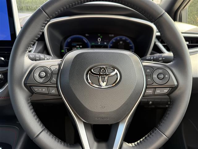 カローラスポーツ ハイブリッドＧ　Ｚ　純正１０．５インチディスプレイナビ／フルセグＴＶ／バックモニター／ＥＴＣ２．０／両前席シートヒーター／純正１８インチＡＷ／レーダークルーズ／レーンキープ／オートマチックハイビーム／ＬＥＤヘッドライト（17枚目）