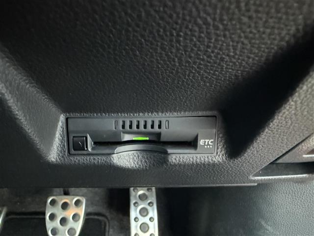 ＧＲヤリス ＲＺ　ハイパフォーマンス　ＢＴオーディオ　追従クルコン　Ｉストップ　ＬＥＤヘッド　ターボ　バックガイドモニター　Ｃソナー　ＡＷＤ　フルオートエアコン　横滑り防止装置付き　スマートキ－　ＡＢＳ付き　パワーウインドウ　キーフリー（36枚目）