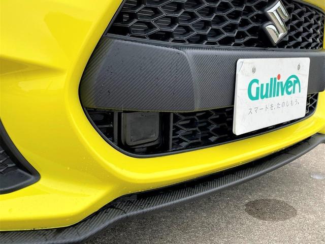 ベースグレード 登録済み未使用車 6MT スズキセーフティサポート クルーズコントロール ステアリングリモコン LEDヘッドライト オートライト フォグライト 純正アルミホイール 革巻きステアリング(13枚目)