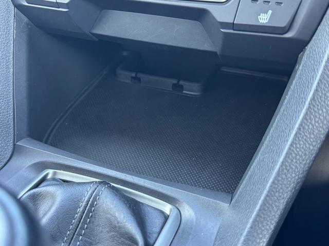 シビック ハッチバック　ホンダセンシング　アルパインナビ／フルセグＴＶ／Ｂｌｕｅｔｏｏｔｈ接続可／バックカメラ／ＥＴＣ／前後ドラレコ／６ＭＴ／ホンダセンシング／レーダークルコン／前後パーキングセンサー／純正１８インチＡＷ／ＬＥＤヘッドライト（31枚目）