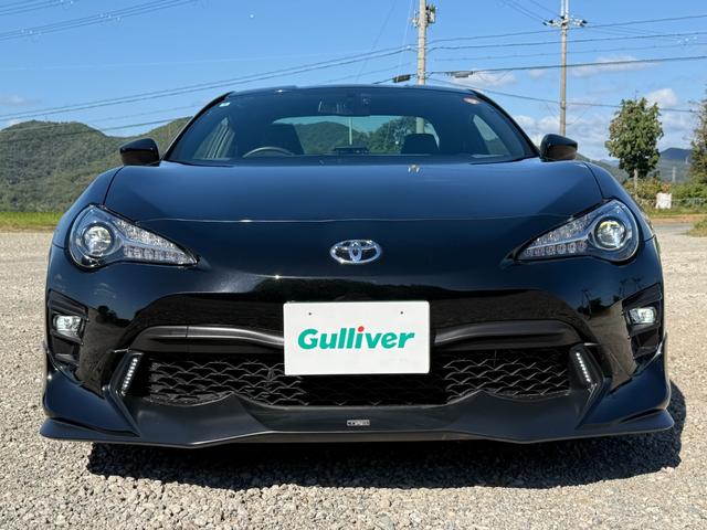 ８６ ＧＴリミテッド　ＴＲＤエアロ（Ｆ　Ｓ　ＲＵ）／ＴＲＤマフラー／ＴＲＤフロントタワーバー／社外ナビ／フルセグＴＶ／Ｂｌｕｅｔｏｏｔｈ接続可／バックカメラ／純正１７インチＡＷ／純正ドラレコ／ＴＲＤプッシュスタート（22枚目）