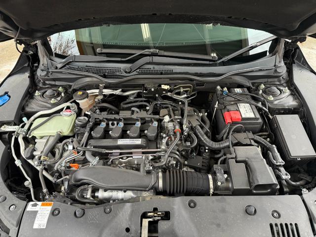 シビック ハッチバック　ホンダセンシング　後期モデル／６ＭＴ／純正ナビフルセグＴＶ／ＥＴＣ２．０／バックカメラ／ハーフレザーシート／ホンダセンシング／両前席パワーシート＆シートヒーター／純正１８インチＡＷ／ＬＥＤヘッドライト／前後ドラレコ（13枚目）