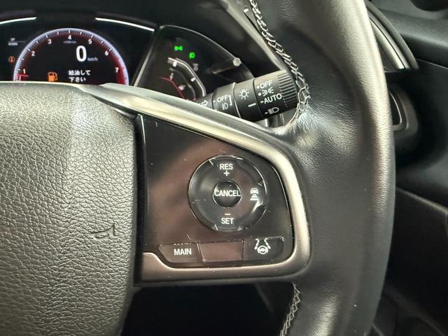 シビック ハッチバック　ホンダセンシング　後期モデル／６ＭＴ／純正ナビフルセグＴＶ／ＥＴＣ２．０／バックカメラ／ハーフレザーシート／ホンダセンシング／両前席パワーシート＆シートヒーター／純正１８インチＡＷ／ＬＥＤヘッドライト／前後ドラレコ（41枚目）