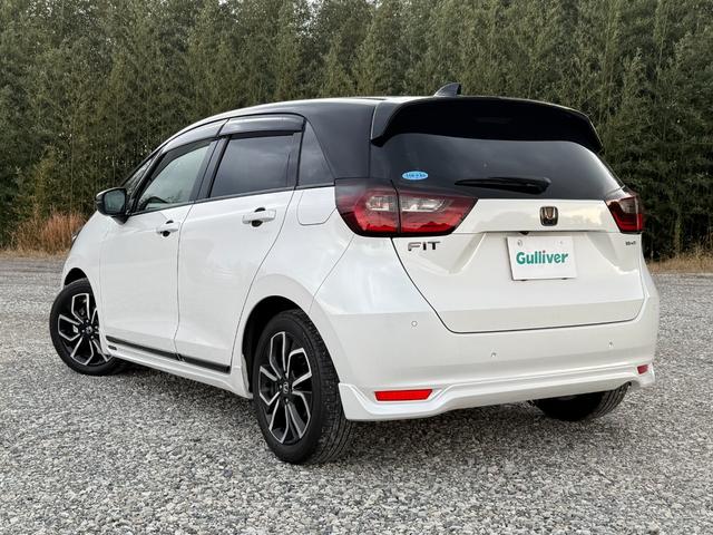フィット e:HEVネス DOPエアロ(F/S/RU/RW)/純正ナビ/フルセグTV/バックカメラ/ホンダセンシング/前後ドラレコ/ETC/純正16インチAW/LEDヘッドライト/LEDフォグランプ/ステリモ/USBソケット(7枚目)