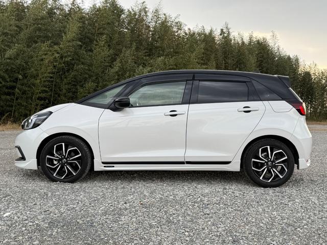 フィット e:HEVネス DOPエアロ(F/S/RU/RW)/純正ナビ/フルセグTV/バックカメラ/ホンダセンシング/前後ドラレコ/ETC/純正16インチAW/LEDヘッドライト/LEDフォグランプ/ステリモ/USBソケット(18枚目)