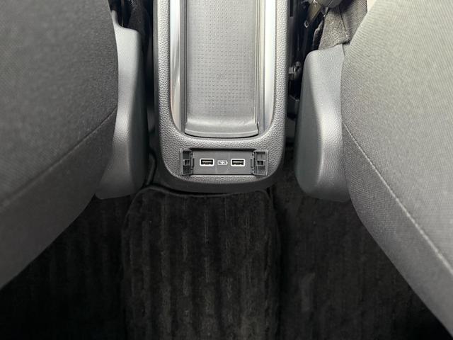 フィット e:HEVネス DOPエアロ(F/S/RU/RW)/純正ナビ/フルセグTV/バックカメラ/ホンダセンシング/前後ドラレコ/ETC/純正16インチAW/LEDヘッドライト/LEDフォグランプ/ステリモ/USBソケット(30枚目)