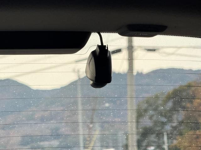 フィット e:HEVネス DOPエアロ(F/S/RU/RW)/純正ナビ/フルセグTV/バックカメラ/ホンダセンシング/前後ドラレコ/ETC/純正16インチAW/LEDヘッドライト/LEDフォグランプ/ステリモ/USBソケット(36枚目)