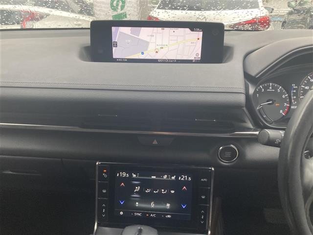 ＭＸ－３０ １００周年特別記念車　ＰＷシート　レーダークルーズ　スマートキー　オートエアコン　サイドエアバッグ　前席シートヒーター　ｉストップ　地デジ　ＳＤナビ　Ｂｌｕｅｔｏｏｔｈ　ＥＴＣ　スマートブレーキサポート　車線逸脱警報（2枚目）