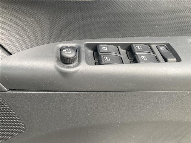 タント カスタムXスペシャル 運転席エアバッグ SD 助手席エアバッグ エアロ ワンセグテレビ Sキー ナビTV リモコンキー パワーステアリング パワーウィンドゥ エアコン ABS 左リアパワースライド(22枚目)