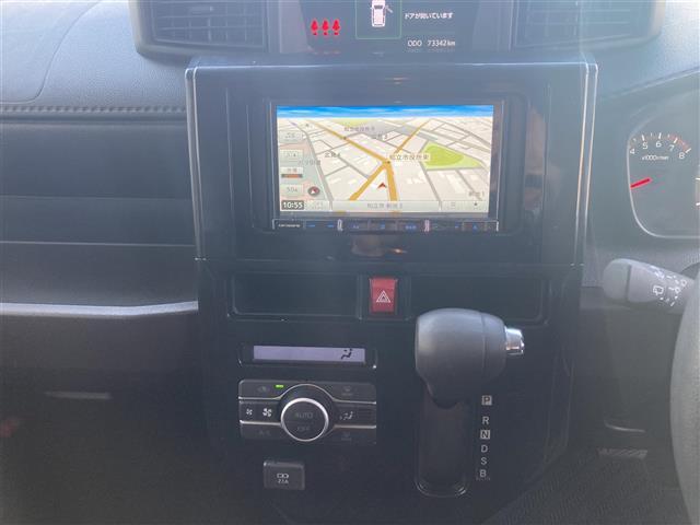 ルーミー G パノラミックビュー 追突軽減ブレーキ Bluetoothオーディオ パワステ Aライト Aストップ LEDライト 横滑り防止システム エアバック パワーウィンドウ 運転席助手席エアバック ナビ&TV(2枚目)