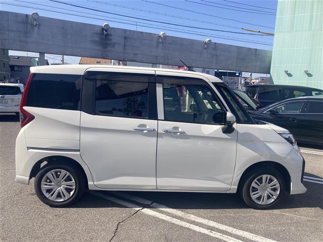 ルーミー G パノラミックビュー 追突軽減ブレーキ Bluetoothオーディオ パワステ Aライト Aストップ LEDライト 横滑り防止システム エアバック パワーウィンドウ 運転席助手席エアバック ナビ&TV(10枚目)