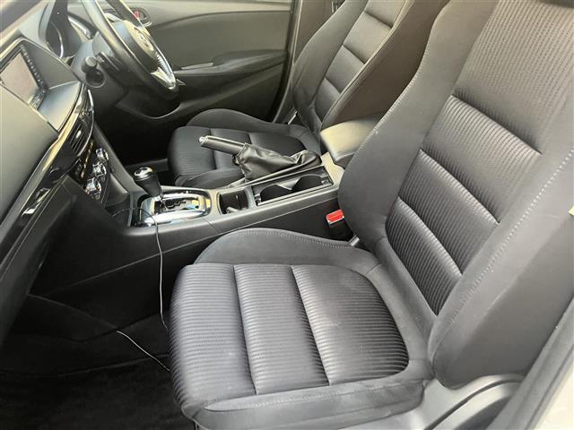 アテンザワゴン ＸＤ　フルセグテレビ　ＤＶＤ再生機能　クルーズＣ　Ｂｌｕｅｔｏｏｔｈ音楽　オ－トエアコン　キーレス　ＥＴＣ車載器　ドラレコ　ＡＢＳ　パワーウインドウ　カーテンエアバック　Ａライト　ＷエアＢ　ＨＤＤナビ（14枚目）