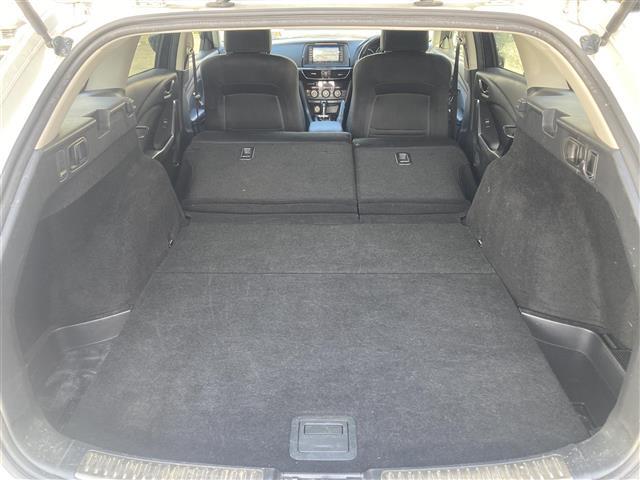 アテンザワゴン ＸＤ　フルセグテレビ　ＤＶＤ再生機能　メモリーナビ　クルーズＣ　オ－トエアコン　キーレス　ＥＴＣ車載器　ドラレコ　ＡＢＳ　パワーウインドウ　カーテンエアバック　Ａライト　ＷエアＢ　パワーステアリング（8枚目）