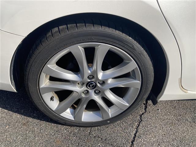 アテンザワゴン ＸＤ　フルセグテレビ　ＤＶＤ再生機能　メモリーナビ　クルーズＣ　オ－トエアコン　キーレス　ＥＴＣ車載器　ドラレコ　ＡＢＳ　パワーウインドウ　カーテンエアバック　Ａライト　ＷエアＢ　パワーステアリング（31枚目）