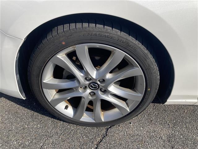 アテンザワゴン ＸＤ　フルセグテレビ　ＤＶＤ再生機能　メモリーナビ　クルーズＣ　オ－トエアコン　キーレス　ＥＴＣ車載器　ドラレコ　ＡＢＳ　パワーウインドウ　カーテンエアバック　Ａライト　ＷエアＢ　パワーステアリング（33枚目）