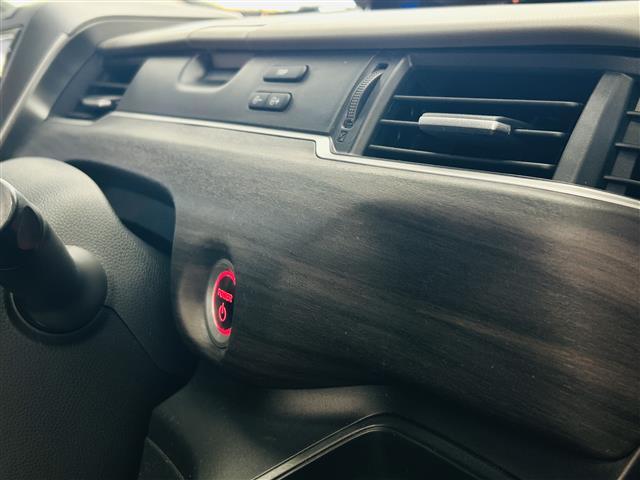 フリードハイブリッド ハイブリッド・EX LEDヘッドライト アクティブコーナリングライト Sパッケージ Cパッケージ コンフォートビューパッケージ 運転席&助手席シートヒーター 両側パワスラ 純正ナビ バックカメラ ETC 純正ドラレコ(22枚目)