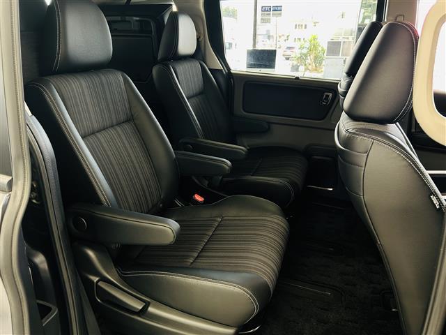 フリードハイブリッド ハイブリッド・EX LEDヘッドライト アクティブコーナリングライト Sパッケージ Cパッケージ コンフォートビューパッケージ 運転席&助手席シートヒーター 両側パワスラ 純正ナビ バックカメラ ETC 純正ドラレコ(25枚目)