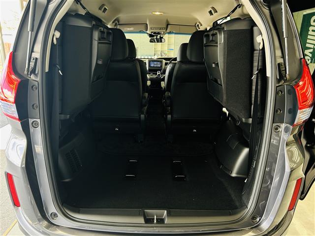 フリードハイブリッド ハイブリッド・EX LEDヘッドライト アクティブコーナリングライト Sパッケージ Cパッケージ コンフォートビューパッケージ 運転席&助手席シートヒーター 両側パワスラ 純正ナビ バックカメラ ETC 純正ドラレコ(28枚目)