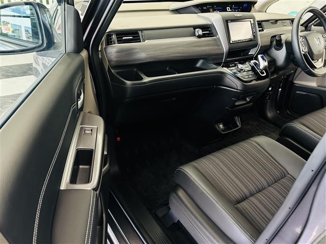 フリードハイブリッド ハイブリッド・EX LEDヘッドライト アクティブコーナリングライト Sパッケージ Cパッケージ コンフォートビューパッケージ 運転席&助手席シートヒーター 両側パワスラ 純正ナビ バックカメラ ETC 純正ドラレコ(31枚目)